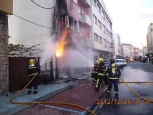 Extinguido un incendio en un inmueble en la parroquia de Santa María, en el Ayuntamiento de Miño