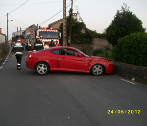Accidente de tráfico acontecido na parroquia de Bealo, no Concello de Boiro